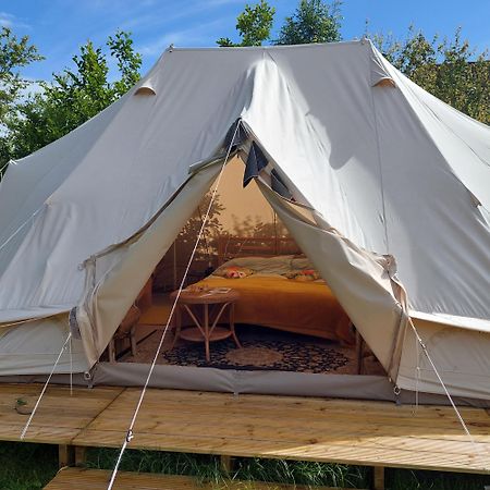 Bell Tent Glamping Essenhof アーフテーケルケ エクステリア 写真